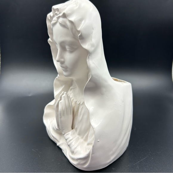 Porcelain Praying Blessed Mother Planter - Picture 3 of 12